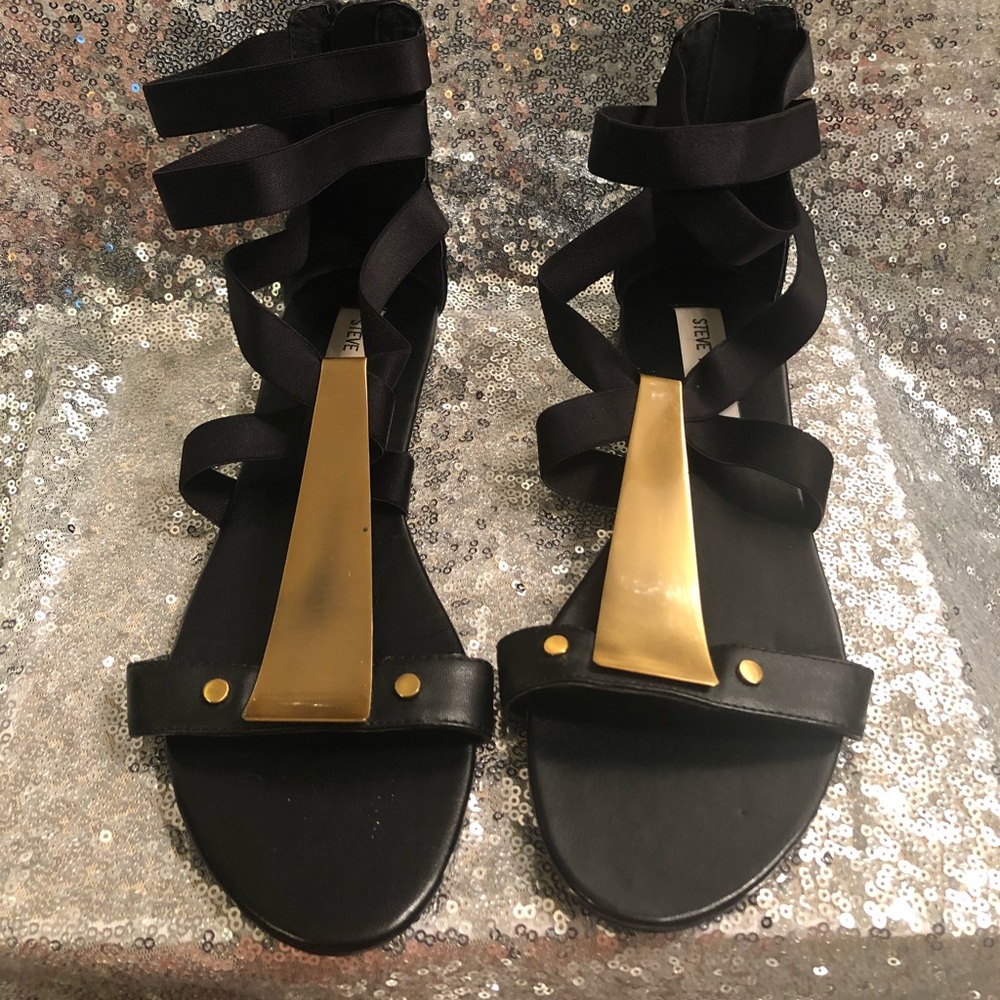 Steve Madden black and gold strappy sandals